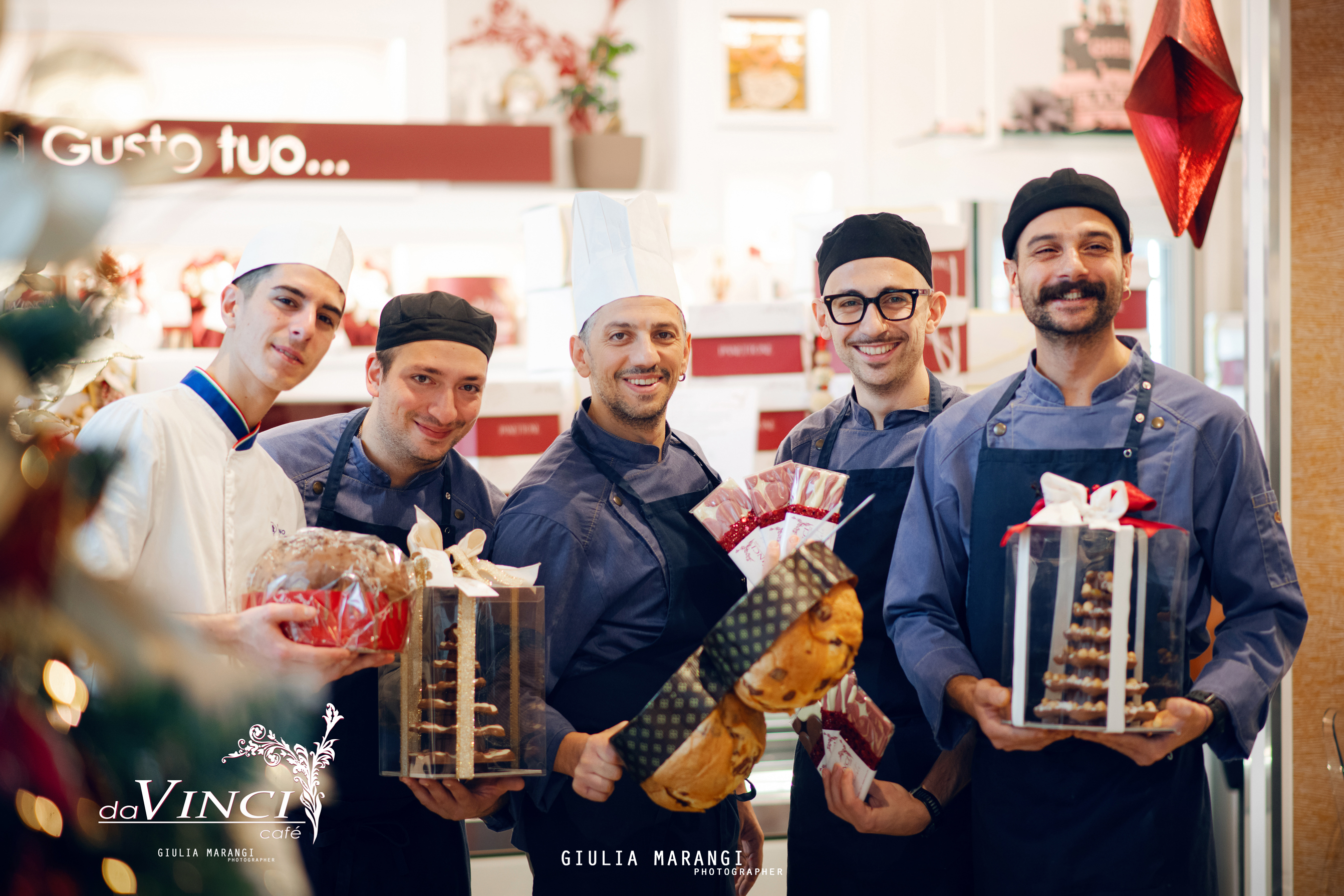 La squadra del Da Vinci Café al lavoro